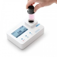 Fotómetro para pH, cloro libre y total (kit completo) HI97710C